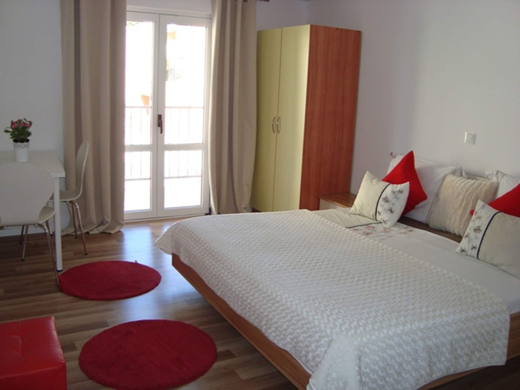 Guesthouse Civljak Baska Voda Luaran gambar